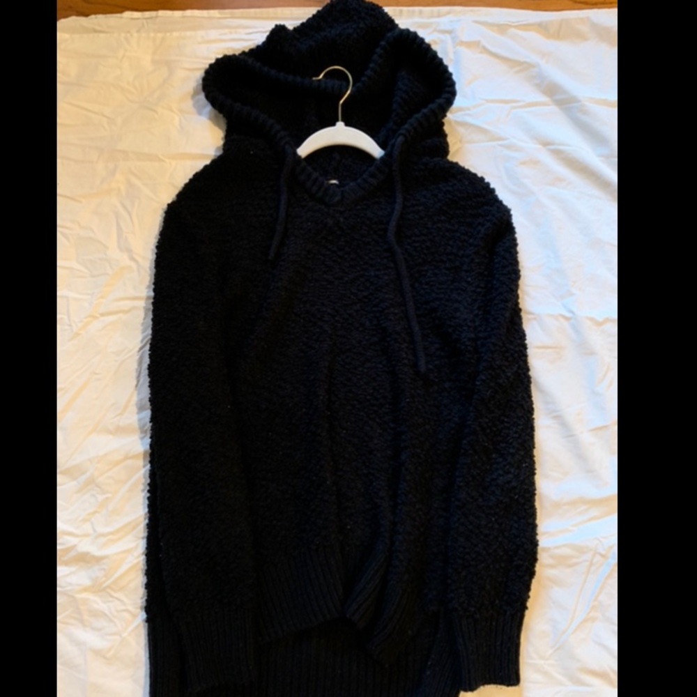 Hooded sweater
